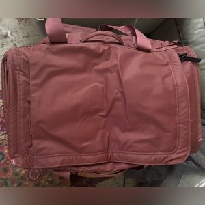 The North Face Base Camp Voyager Duffel NWOT | 62L